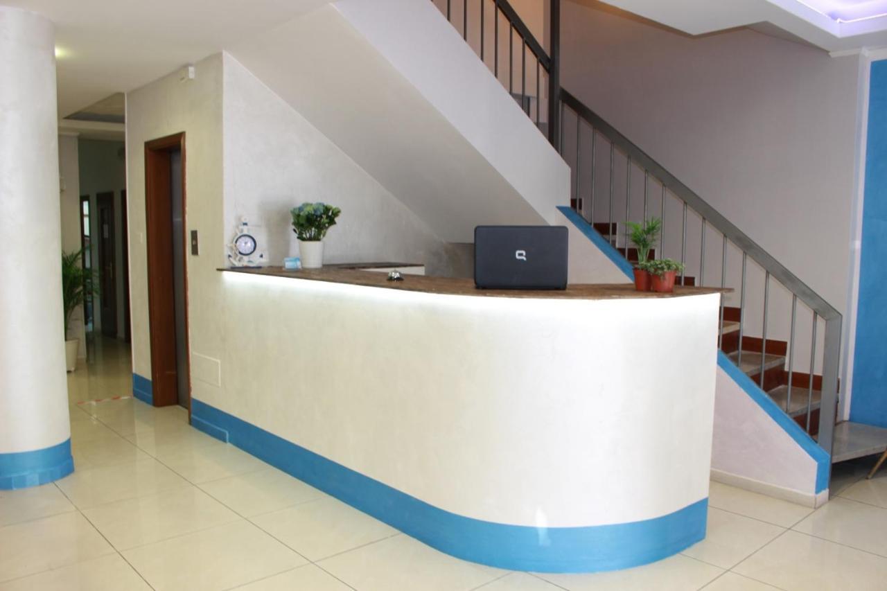 Hotel Nettuno มอนเตกาตินี แตร์เม ภายนอก รูปภาพ